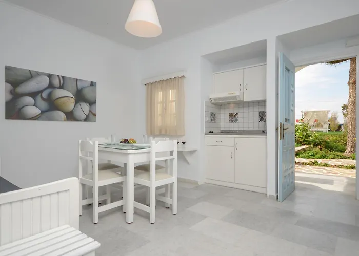 Birikos & Lejlighedshotel