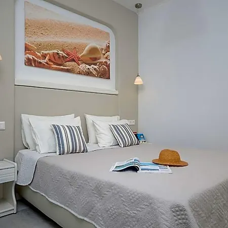 Birikos & Apartmanhotel 4*
