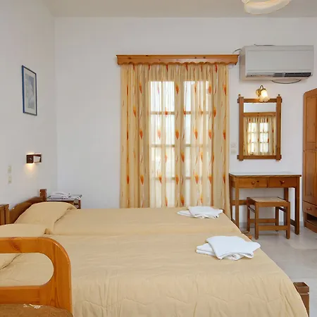 Aparthotel Birikos &