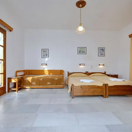 Birikos & 4* Ájosz Prokópiosz