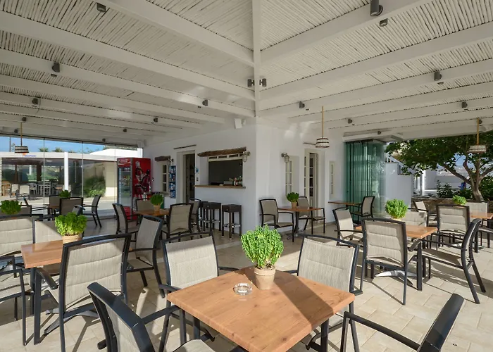 Birikos & Aparthotel 4*